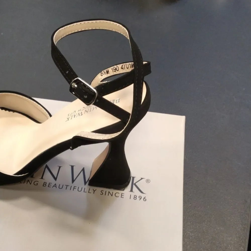 Benjamin Walk Black and Cream Heels